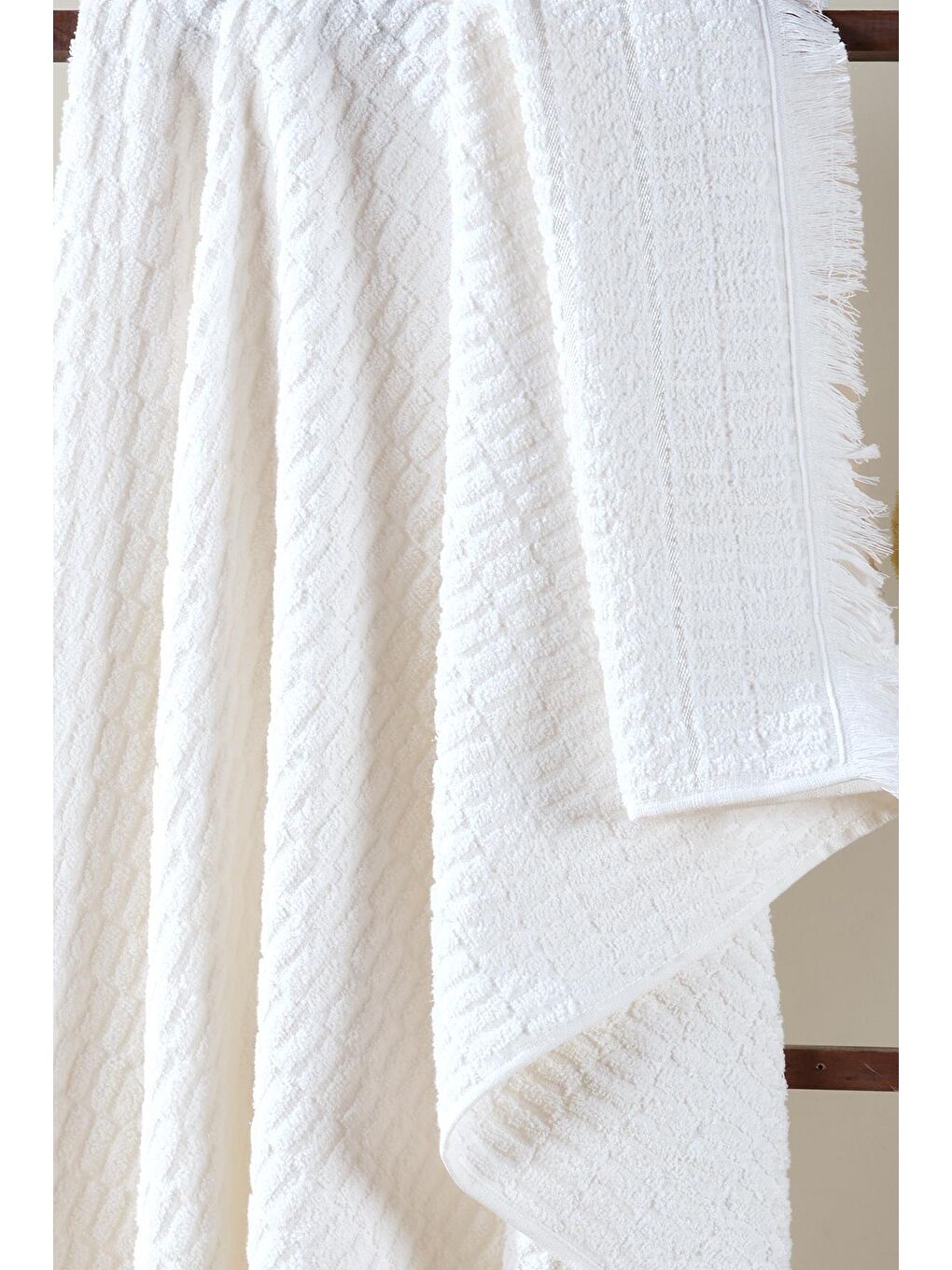 Zeynep Tekstil Ekru Daphne Banyo Havlusu 90x150 Cm %100 Pamuk Battal Boy - 3