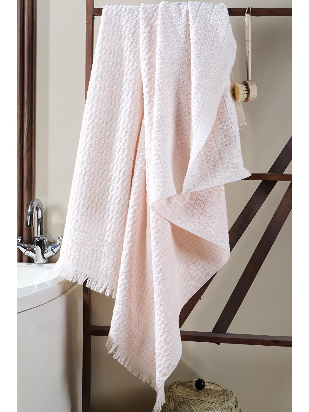 Pembe Daphne Banyo Havlusu 90x150 Cm %100 Pamuk Battal Boy-2