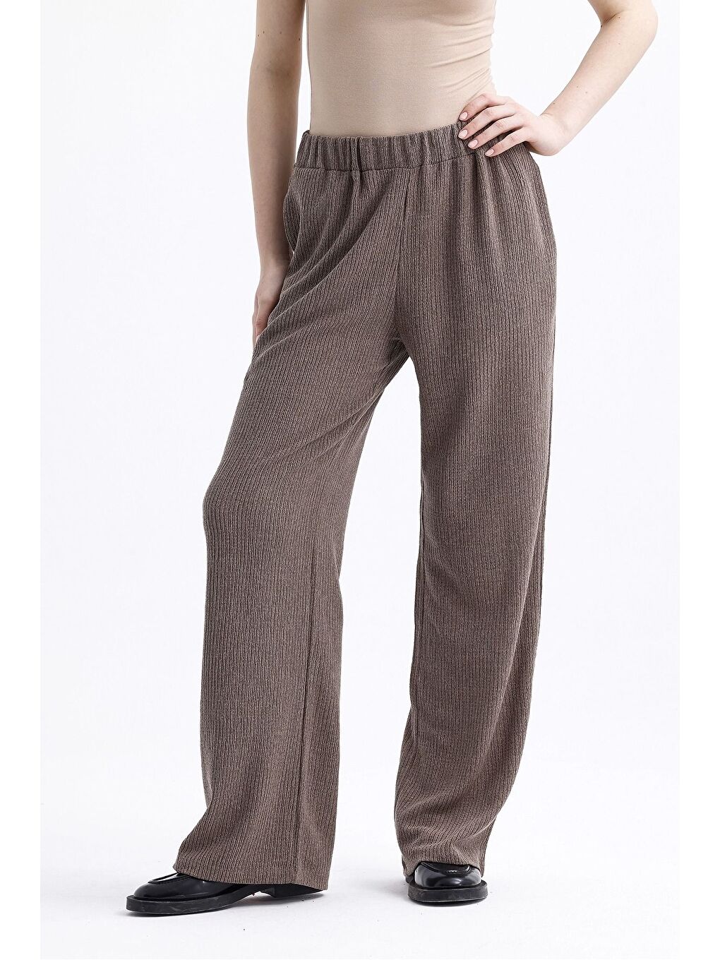 Kahverengi Çizgi Burgulu Sütlü Kahve Pantolon-1