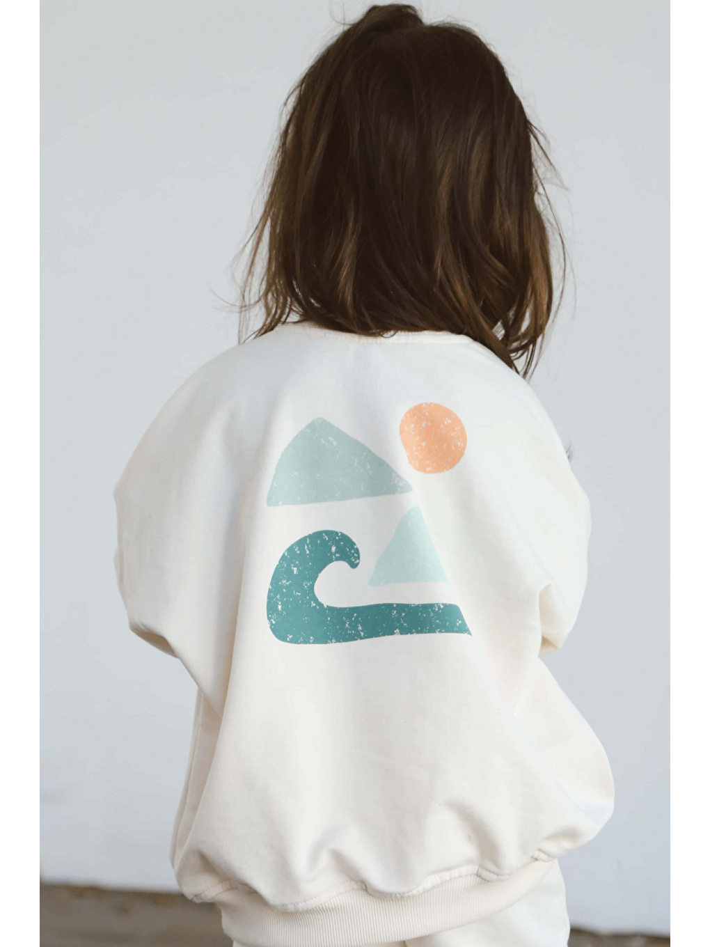 Ekru Krem Sırt Baskılı Mevsimlik Sweatshirt-2