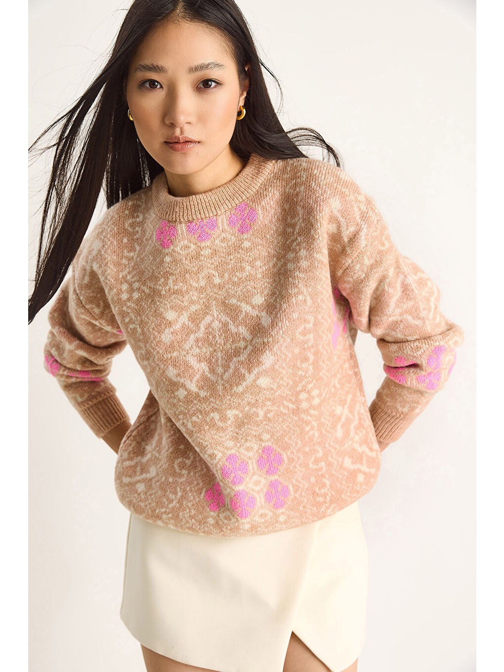 Bej Kadın Desenli Uzun Kollu Bisiklet Yaka Triko Kazak-2