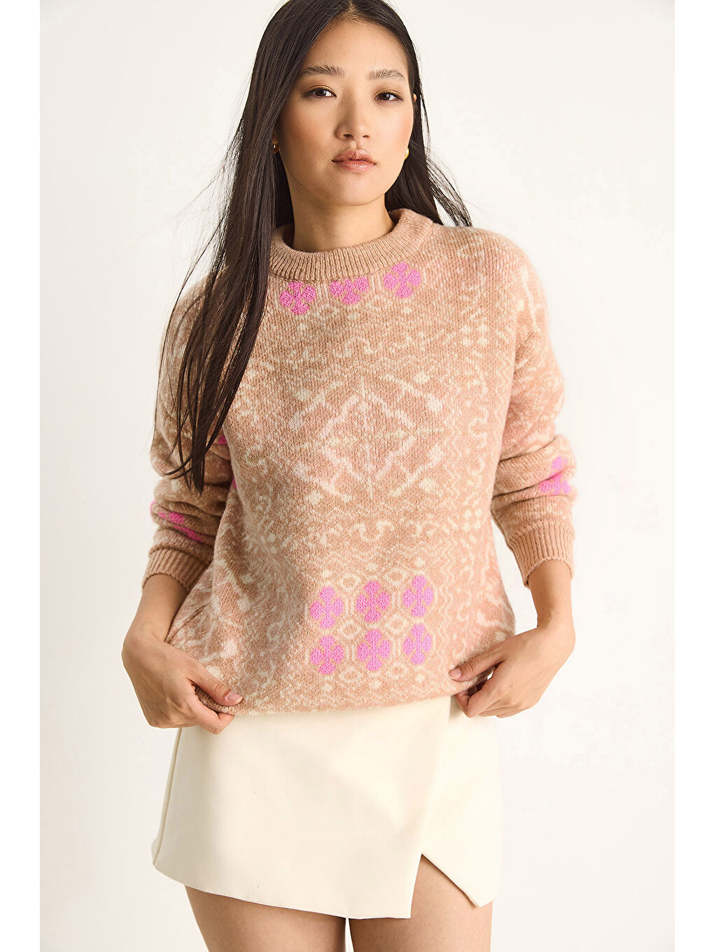 Bej Kadın Desenli Uzun Kollu Bisiklet Yaka Triko Kazak-4