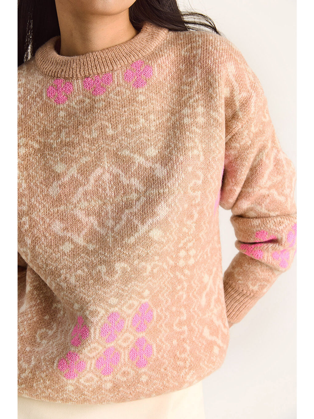 Bej Kadın Desenli Uzun Kollu Bisiklet Yaka Triko Kazak-5