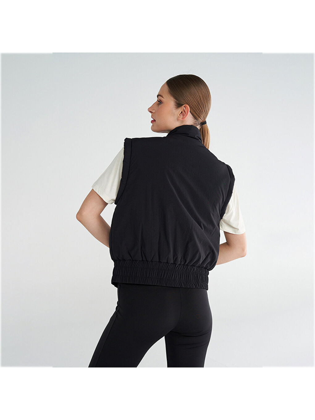 Care Kadın Siyah Dik Yaka Yelek-1