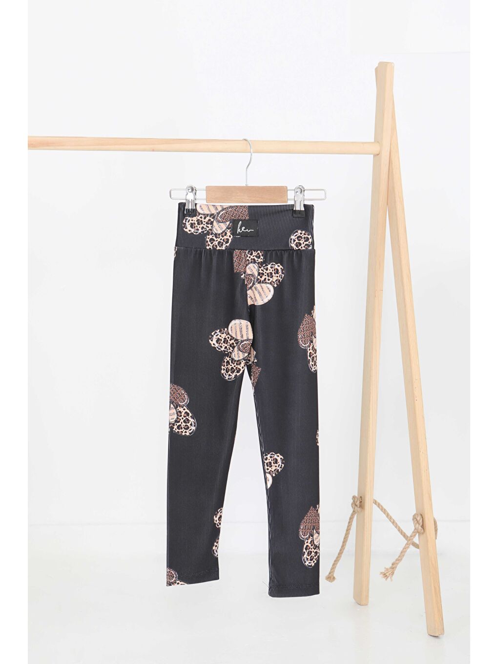 Kız Çocuk Siyah Baskılı Armalı Tayt - 27207