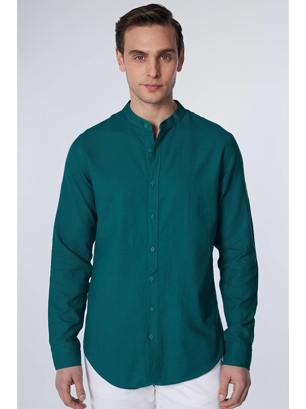 Slim Fit Uzun Kollu Dar Kalıp Hakim Yaka Pamuklu Düz Keten Doku Yazlık Yeşil Erkek Gömlek-1