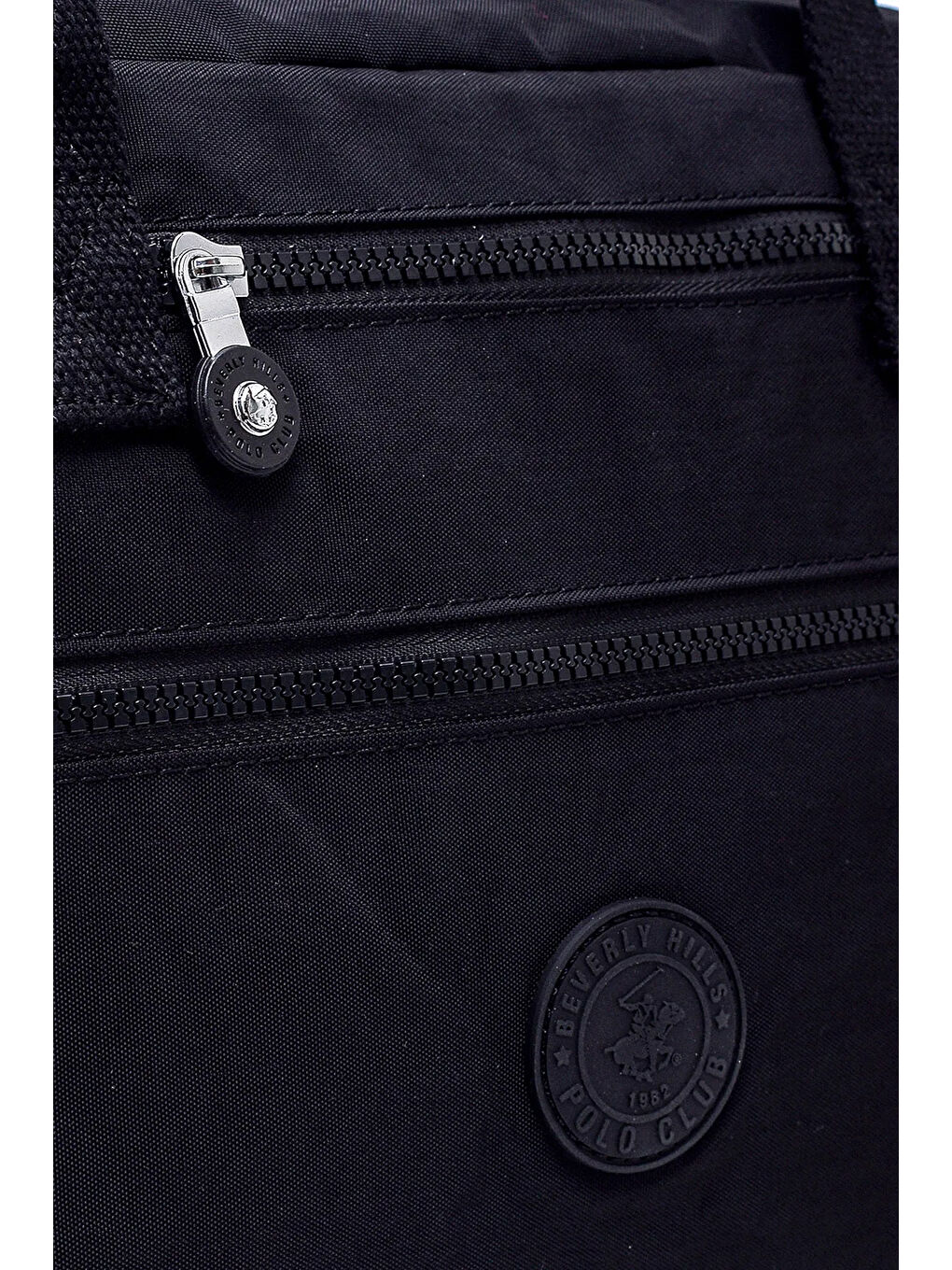 Siyah Fermuar Detaylı El Çantası BHPC6011-2