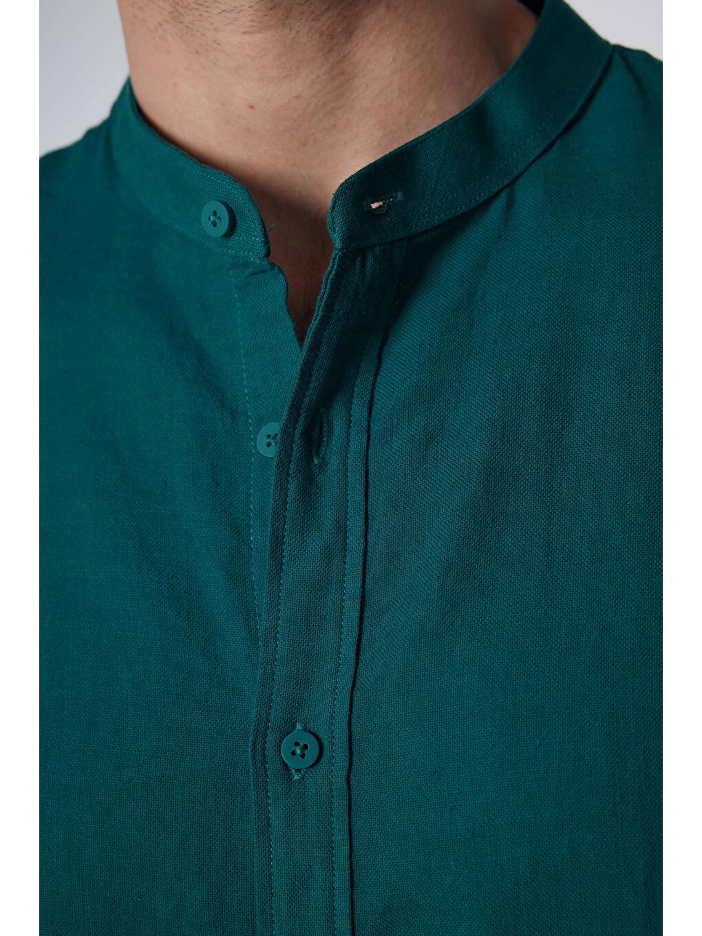 Slim Fit Uzun Kollu Dar Kalıp Hakim Yaka Pamuklu Düz Keten Doku Yazlık Yeşil Erkek Gömlek-3