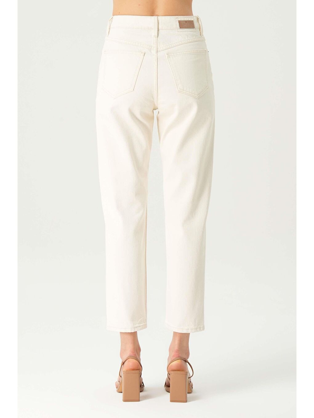 Ariana Natural Ekru Yüksek Bel Patı Fermuarlı Mom Jean Pantolon C 4525-183-3