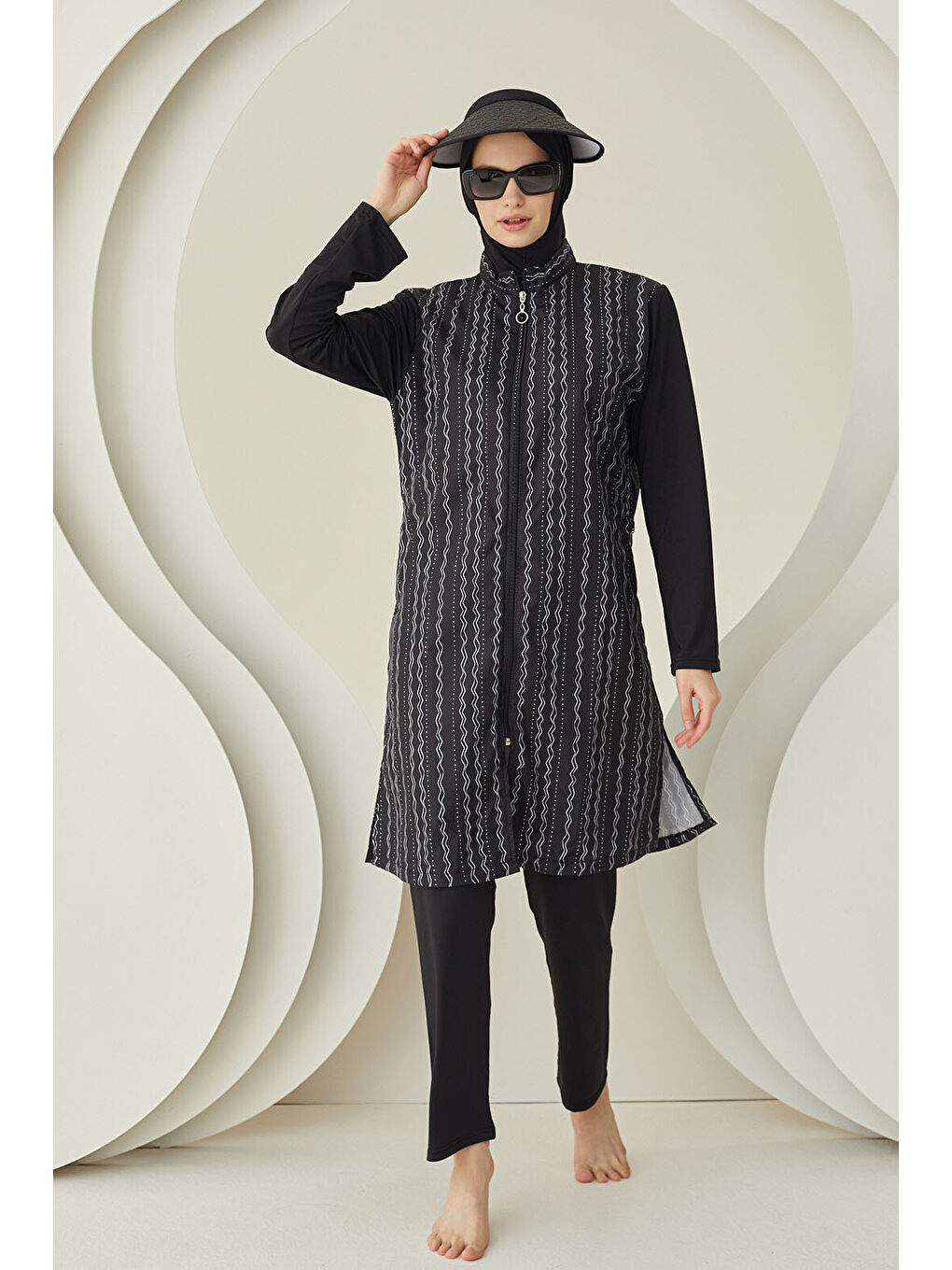 Siyah Çizgi Desenli Dokuma Tesettür Mayo