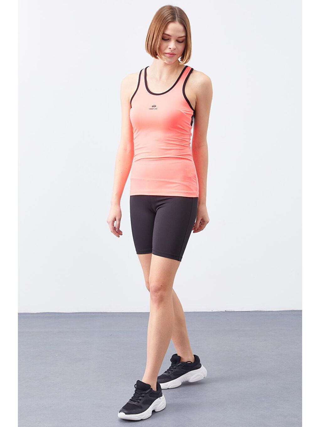 Fuşya Kolsuz Arka Yazı Detaylı Standart Kalıp Kadın Spor Atlet - 97096-3