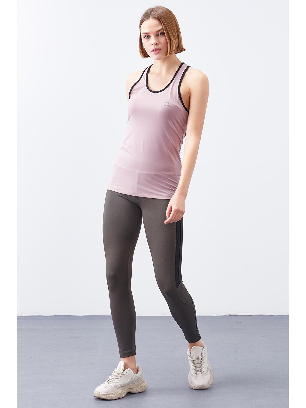 Pembe Gül Kurusu Çapraz Askılı Kolsuz Standart Kalıp Kadın Spor Atlet - 97094-1