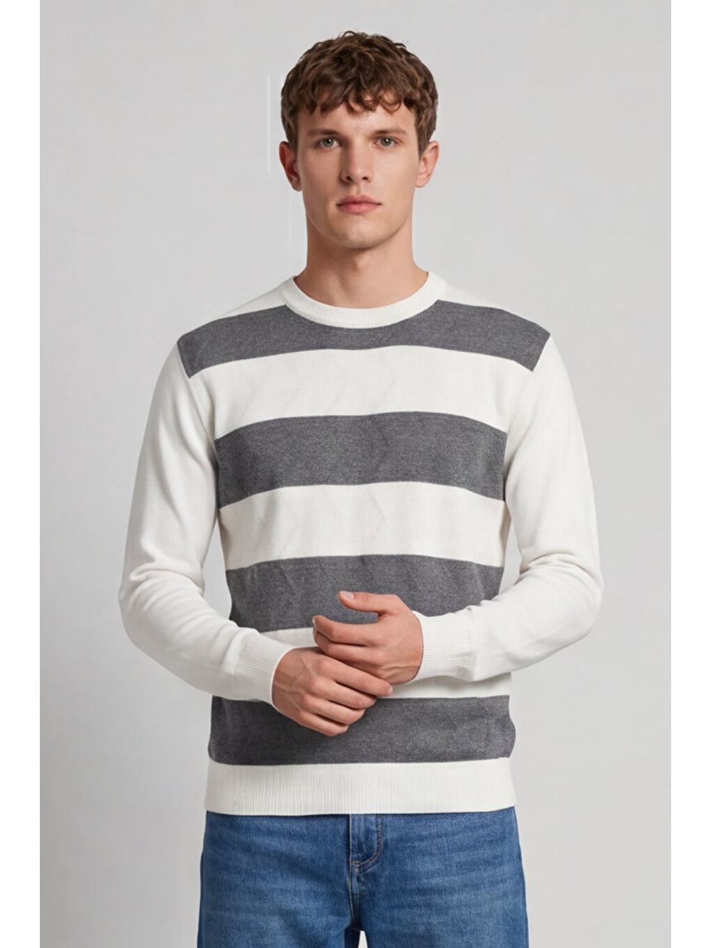 Beyaz Erkek Kemik Normal Kesim Regular Fit Yünlü Bisiklet Yaka Minimal Triko Kazak-2