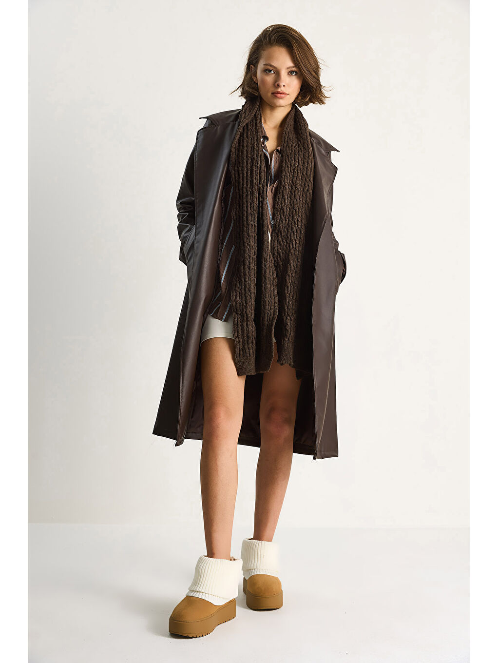 Kahverengi Kadın Kuşaklı Suni Deri Trençkot-1