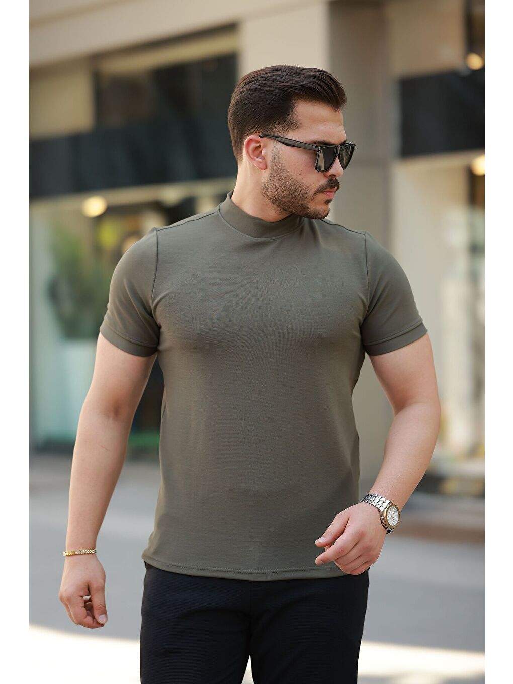 Haki Erkek Yarım Balıkçı Yaka Kısa Kollu Tişört-1