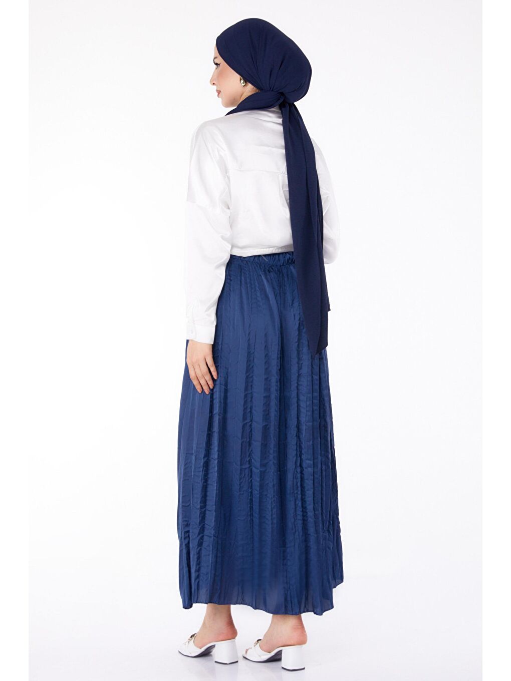 Orta Kadın Lacivert Piliseli Etek - 25679-4