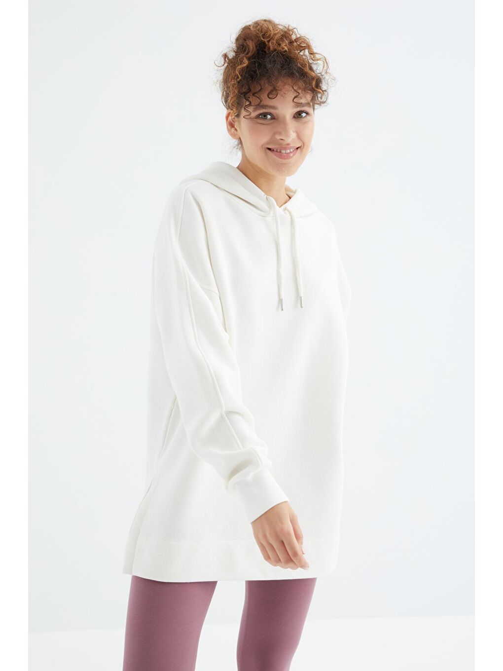 TOMMYLIFE Ekru Reglan Kol Basic Kapüşonlu Oversize Tunik - 97242 - 4