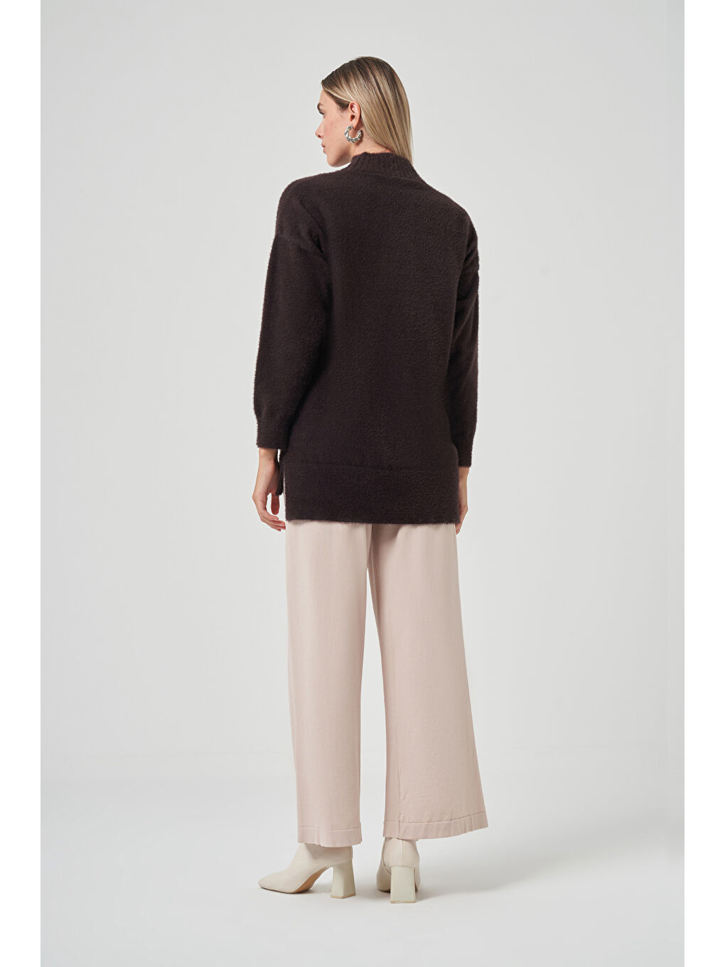 Kahverengi Angora Kazak Çıkartılabilir Broşlu 7000 Kahve-2