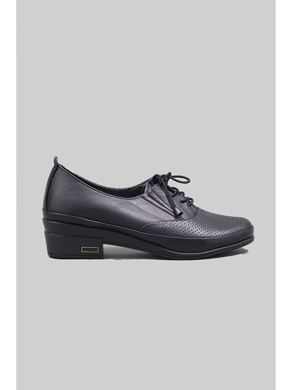 Siyah Marylee Hakik Deri Rahat Kalıplı Yumuşak Ve Hafif Tabanlı Klasik Kadın Ayakkabı