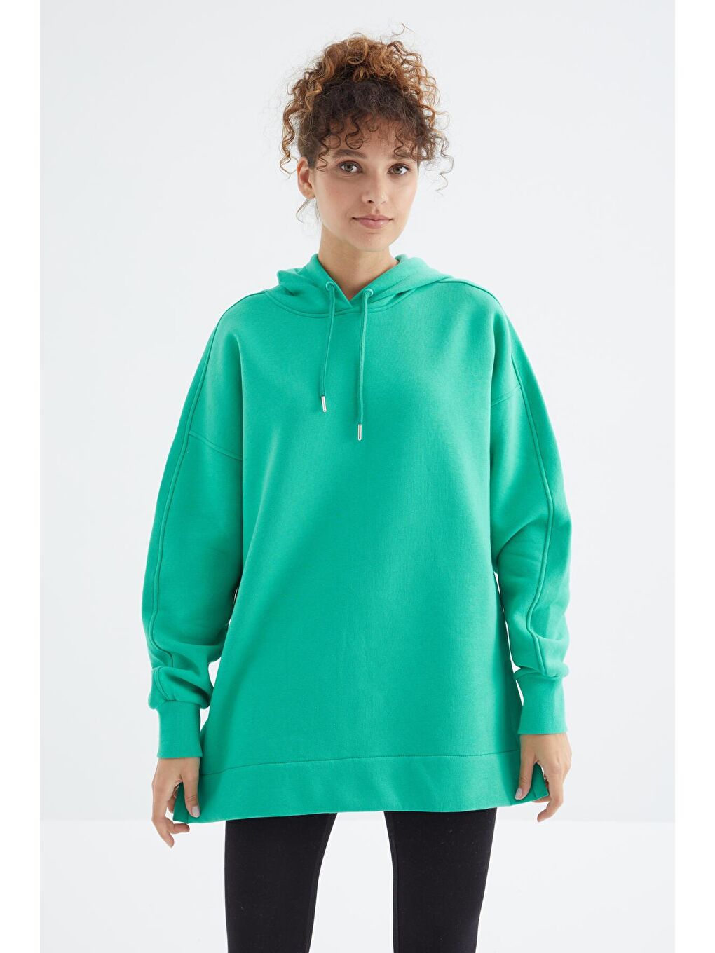 TOMMYLIFE Deniz Yeşili Reglan Kol Basic Kapüşonlu Oversize Tunik - 97242 - 2