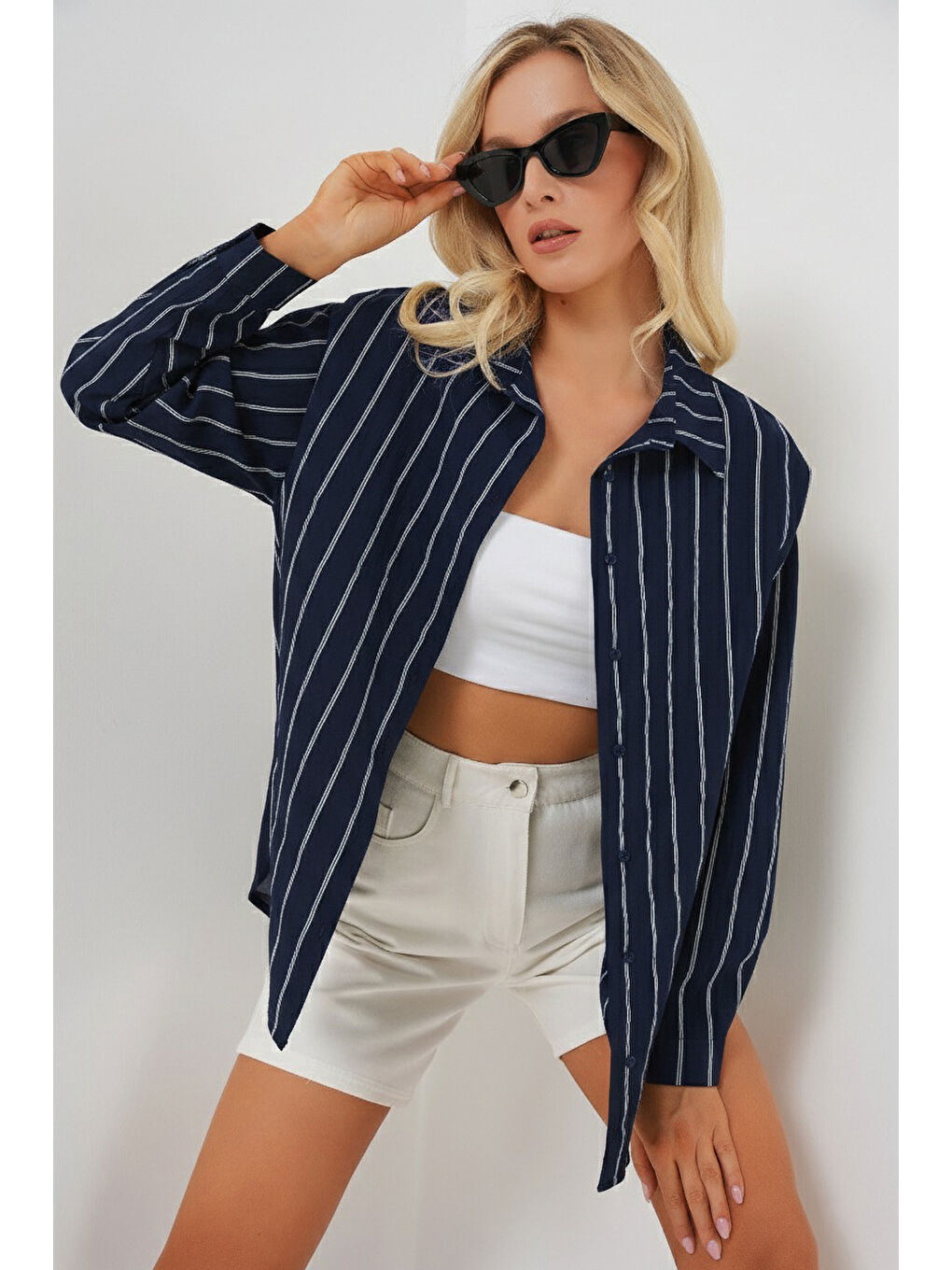 Kadın Çizgili Oversize Gömlek 20293 - Lacivert-2