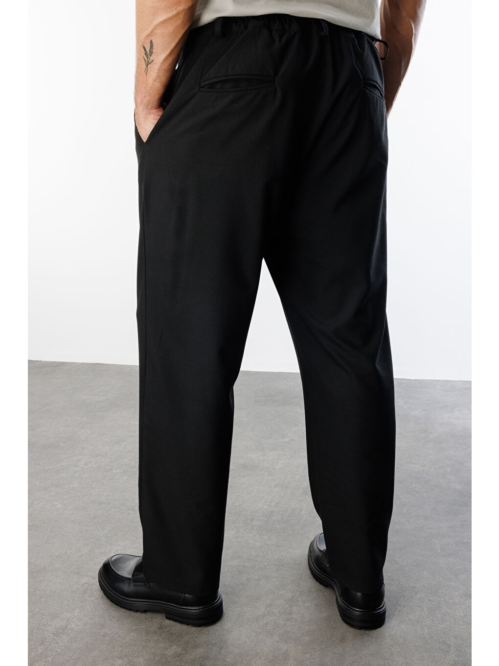 Siyah Baggy Fit Kumaş Erkek Pantolon -KUMAŞ-Erkek Pantolon-5