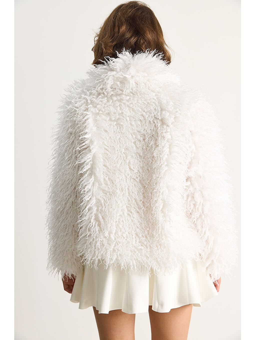 Beyaz Kadın Astarlı Tiftik Tarz Tibet Kürk Ceket-7