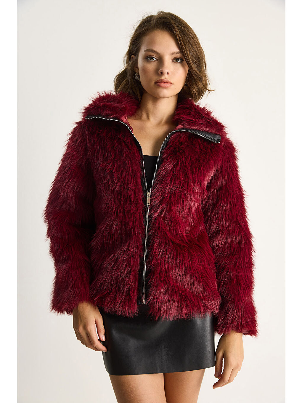 Bordo Kadın Fermuarı Deri Detaylı Astarlı Kürk Mont-4