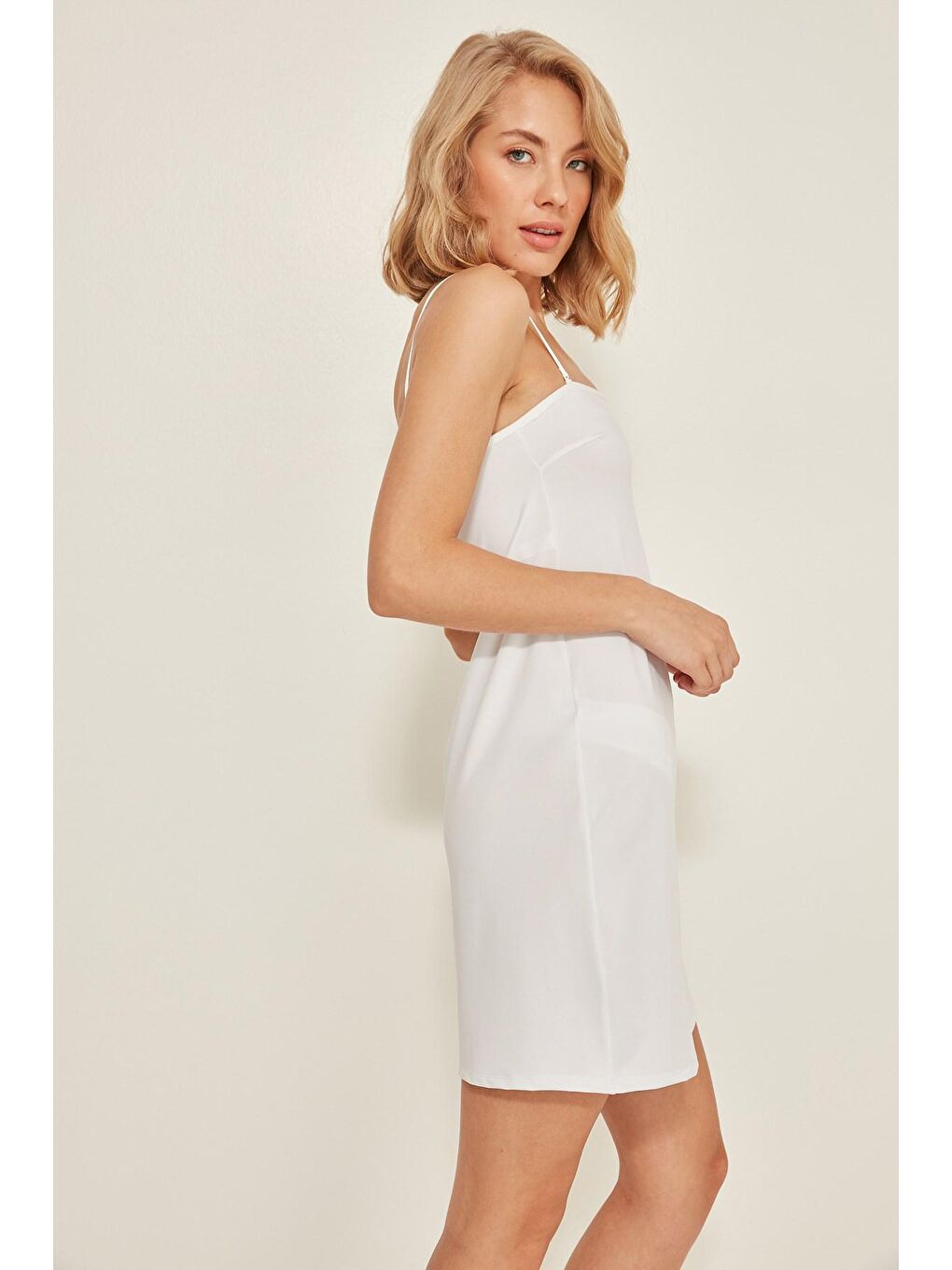 C1508 Kadın Kombinezon Beyaz-1