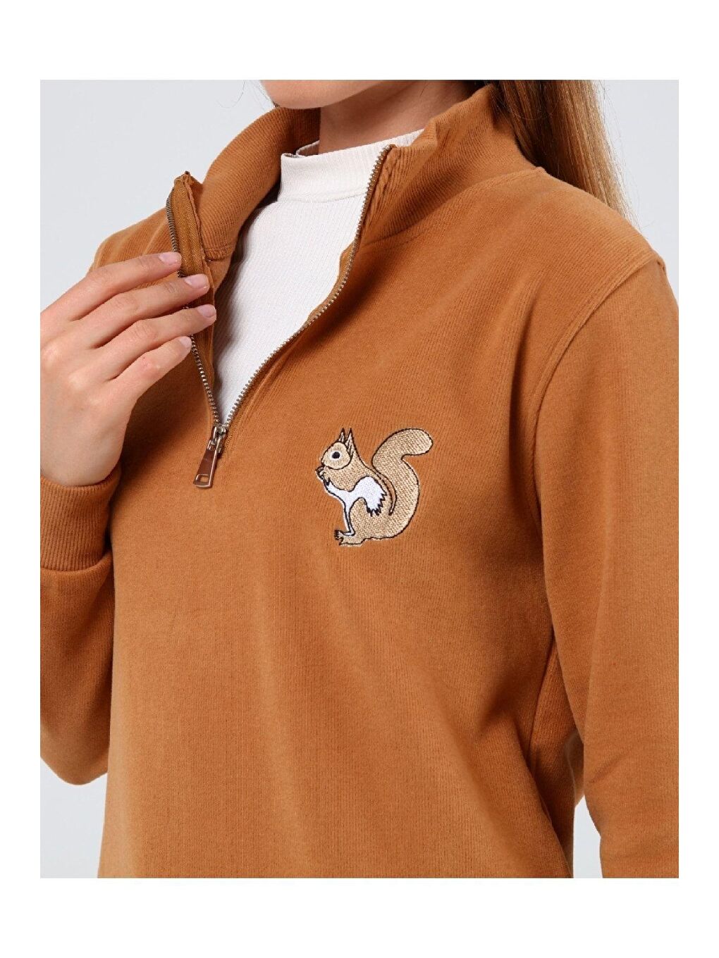 GENIUS STORE Camel Store Kadın Selanik Outdoor Yarım Fermuarlı Sweatshirt Nakış Işlemeli SİNCAP-YARIM - 2