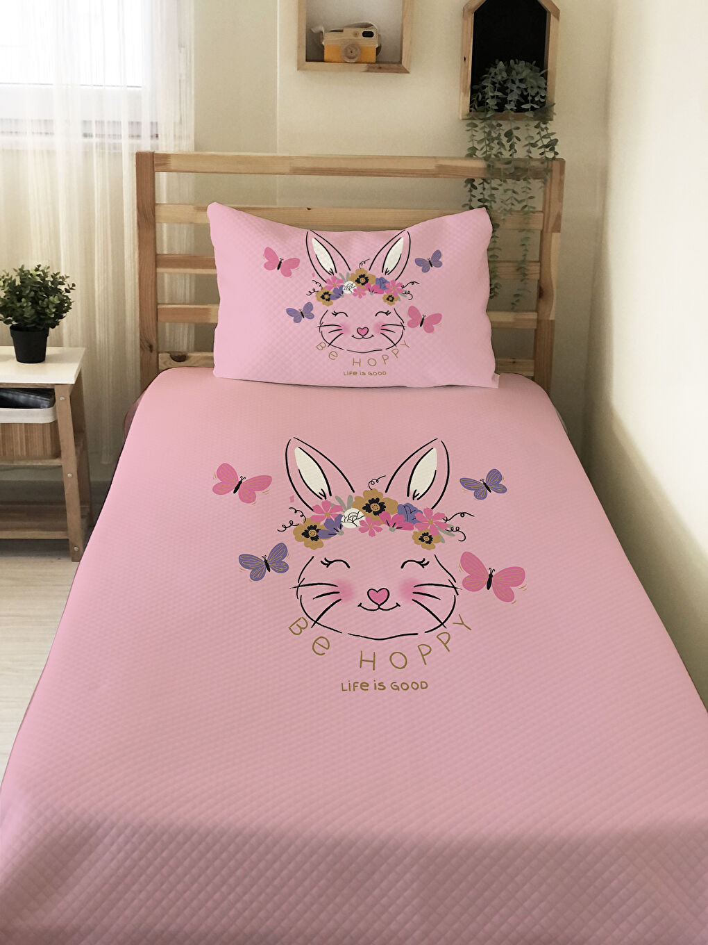 Karışık Kedi Desenli Çocuk Pike Takımı - 160x220 Cm Pike 50x70 Cm Yastık Kılıfı