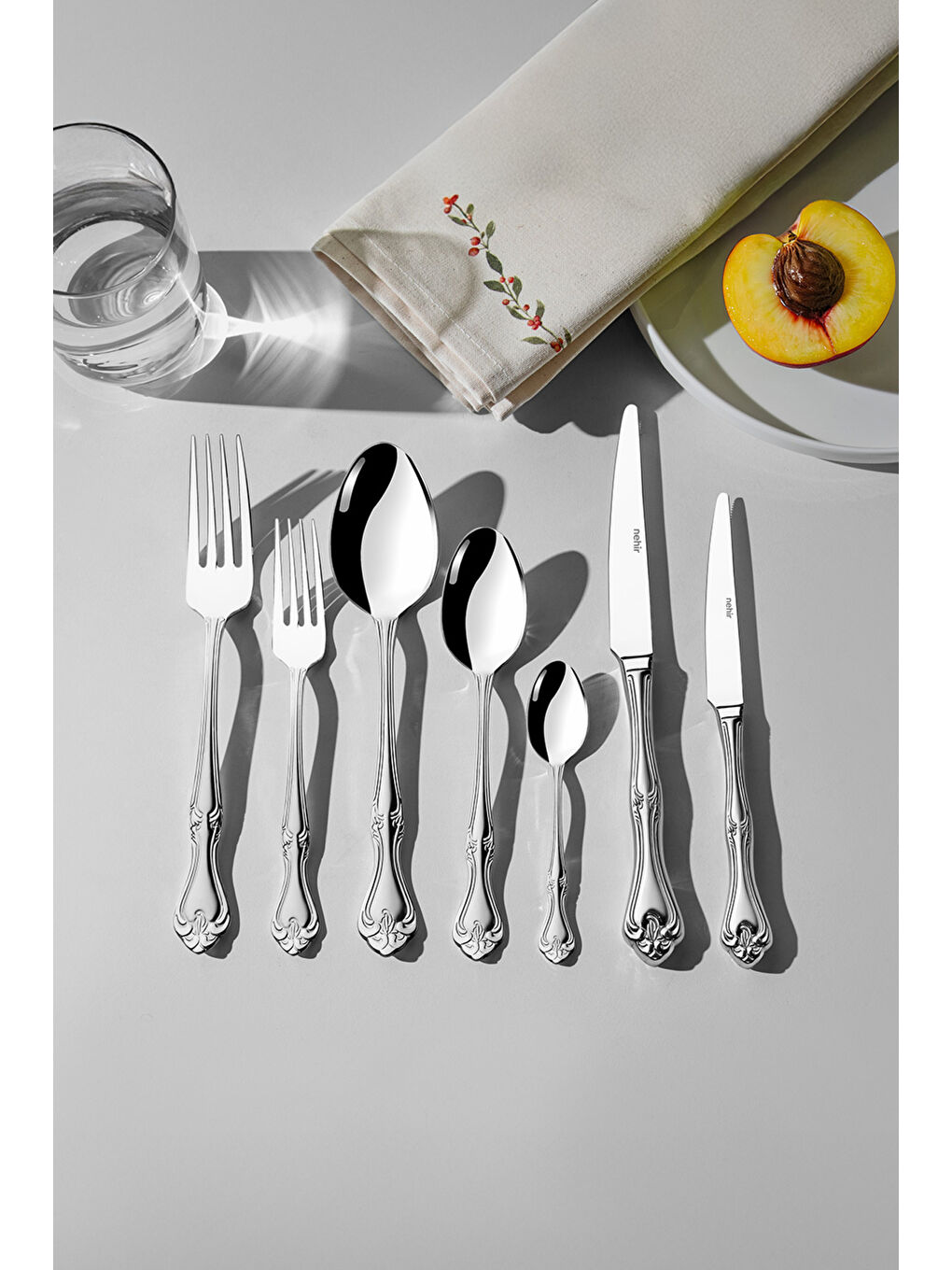 Gri Lalezar Saten 12 Kişilik 84 Parça Deri Kutulu Çatal Kaşık Bıçak Takımı