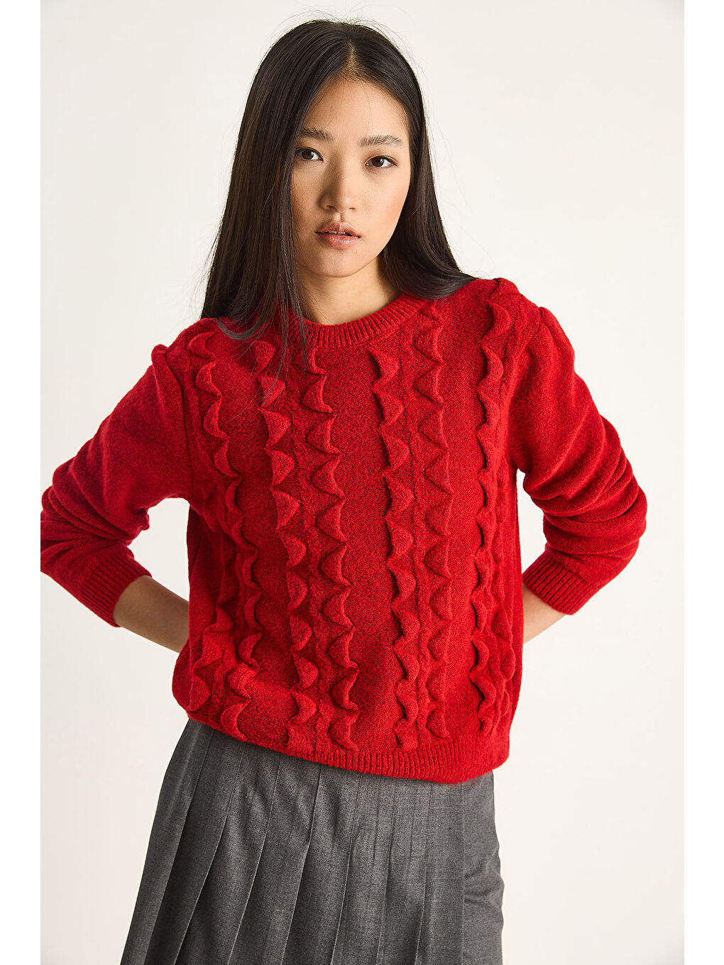 Kırmızı Kadın Bisiklet Yaka Fırfırlı Yumoş Triko Kazak-3