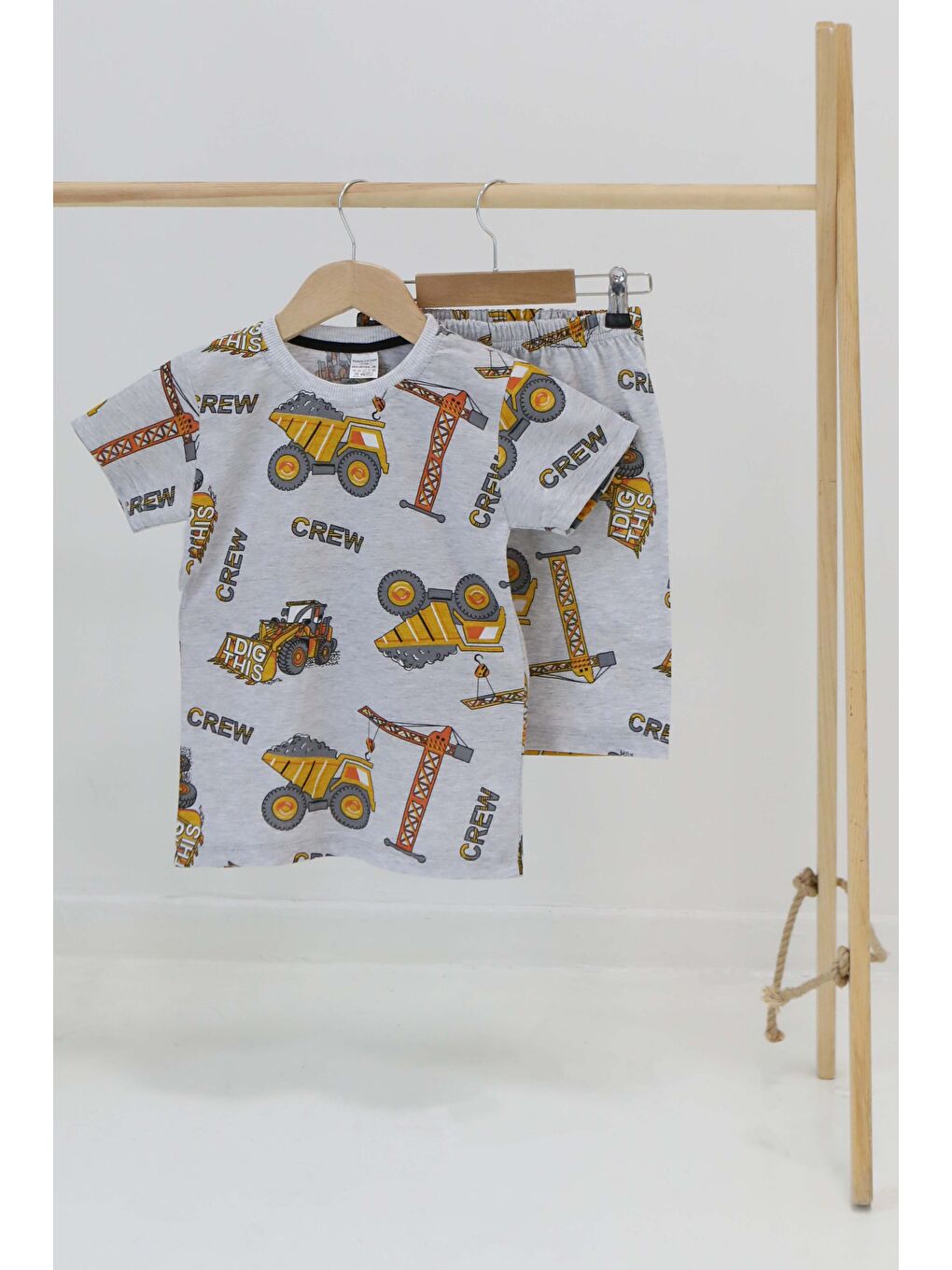 Erkek Çocuk Gri Baskılı Şortlu Takım - 27326