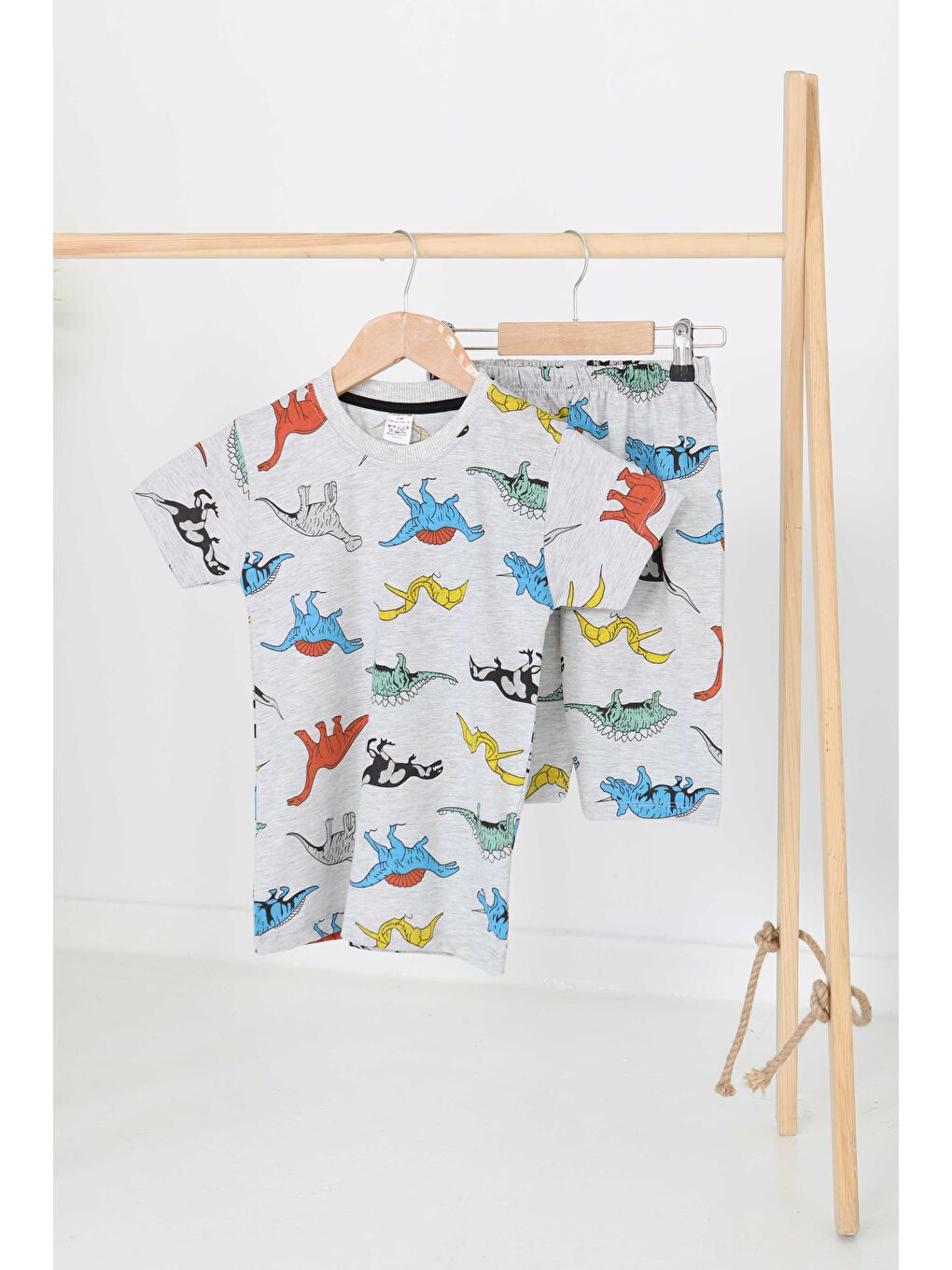 Erkek Çocuk Gri Desenli Şortlu Takım - 27167