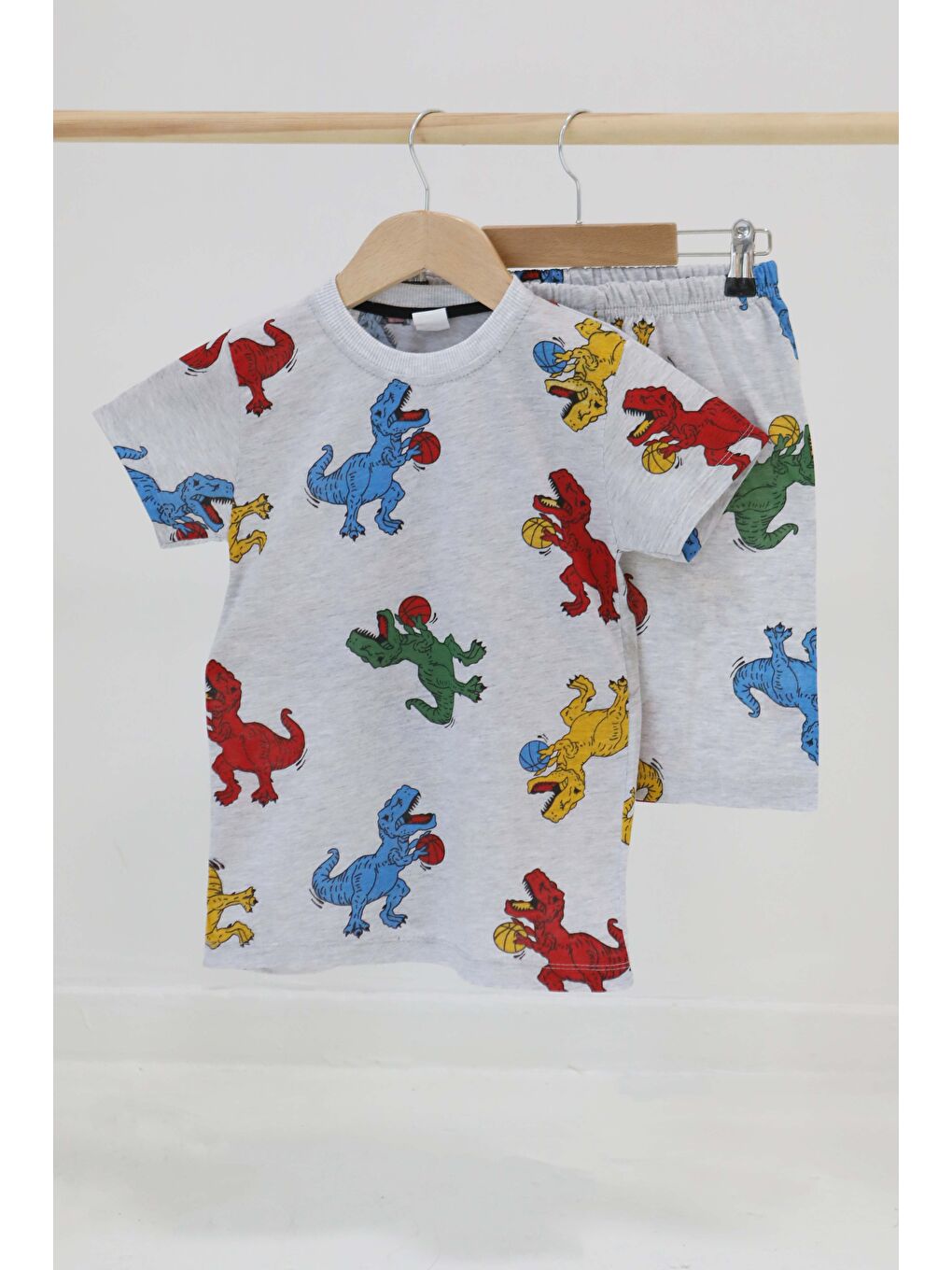 Erkek Çocuk Gri Baskılı Şortlu Takım - 27327-2