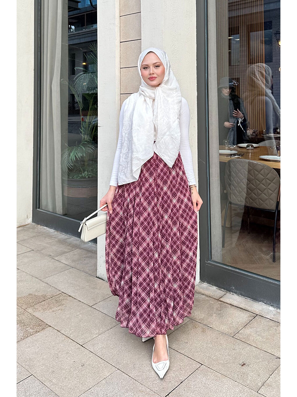 Kadın Dikiş Detay Etnik Desen Beli Lastikli Şifon Etek Fuşya-1