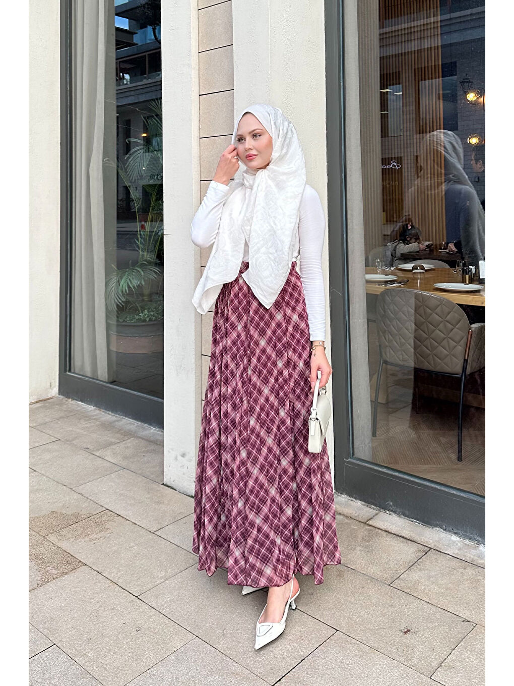 Kadın Dikiş Detay Etnik Desen Beli Lastikli Şifon Etek Fuşya-3