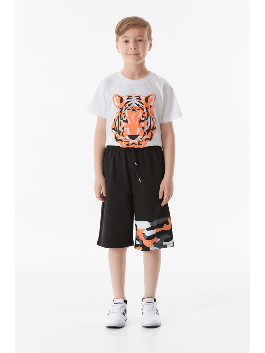 Beyaz Kaplan Baskılı Şortlu Erkek Çocuk Takım-3