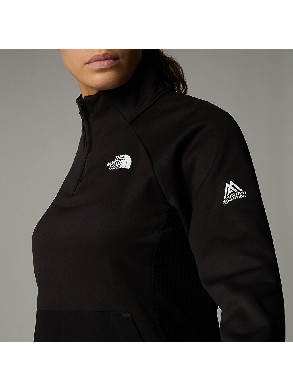 The North Face Mountain Athletics Fleece 1  Kadın Siyah Kapüşonlu Sweatshirt - 1