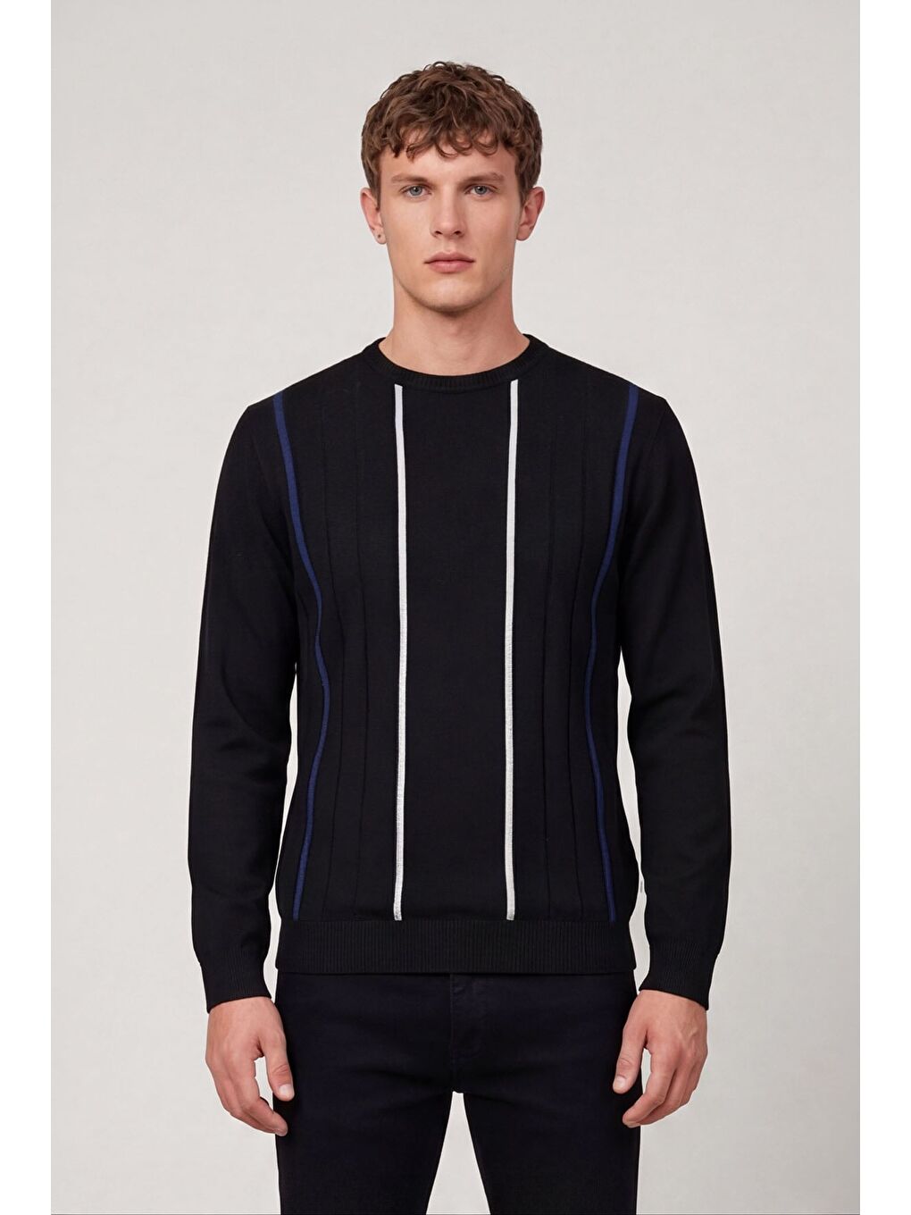 Erkek Siyah Normal Kesim Regular Fit Yünlü Dokuma Çizgi Desen Bisiklet Yaka Triko Kazak