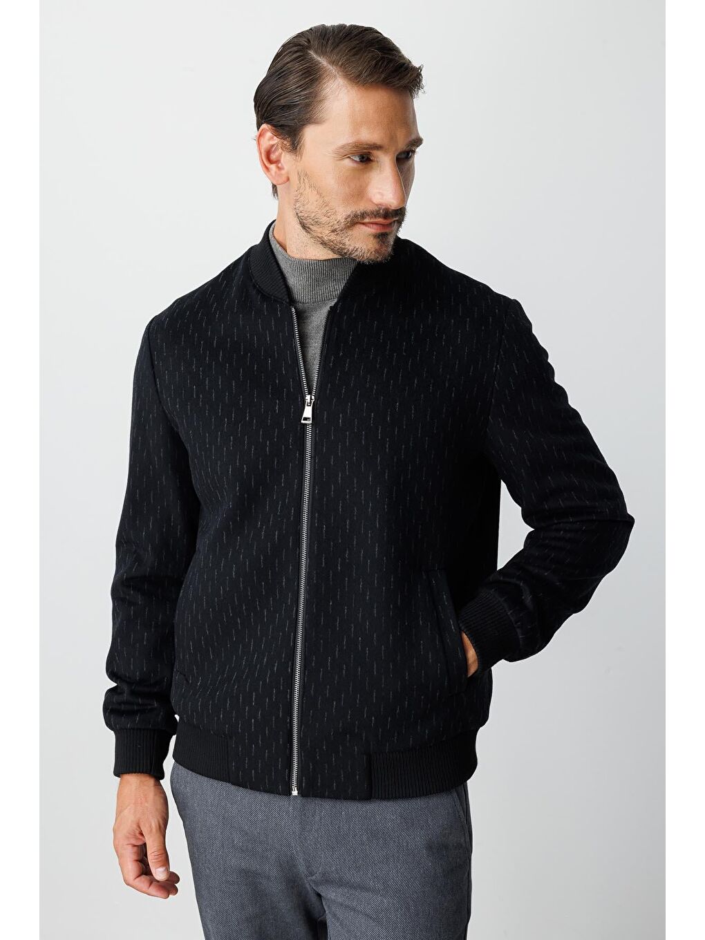 Erkek Fermuarlı Dik Yaka Klasik Mont – Siyah-1