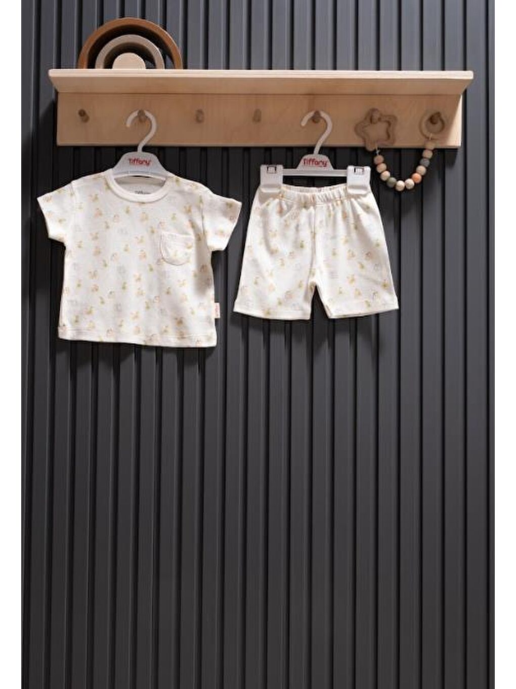 Ekru Pear Jakarlı Theme Şortlu Takım 0-3/18-24 Ay