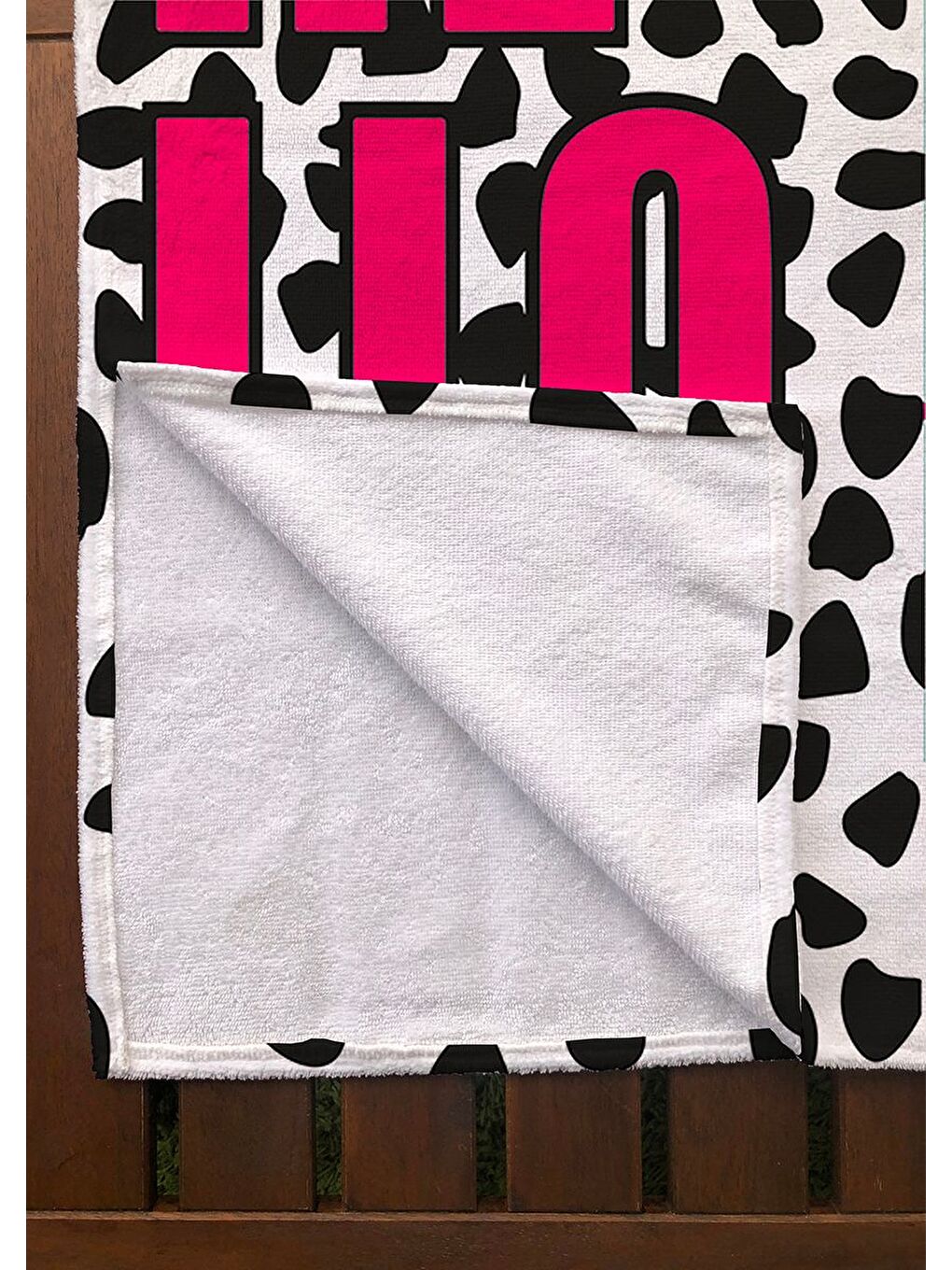 Karışık Modern Tasarımlı Baskılı  Plaj Havlusu   Yumuşak  Emici ve Dayanıklı   75x150 cm-1