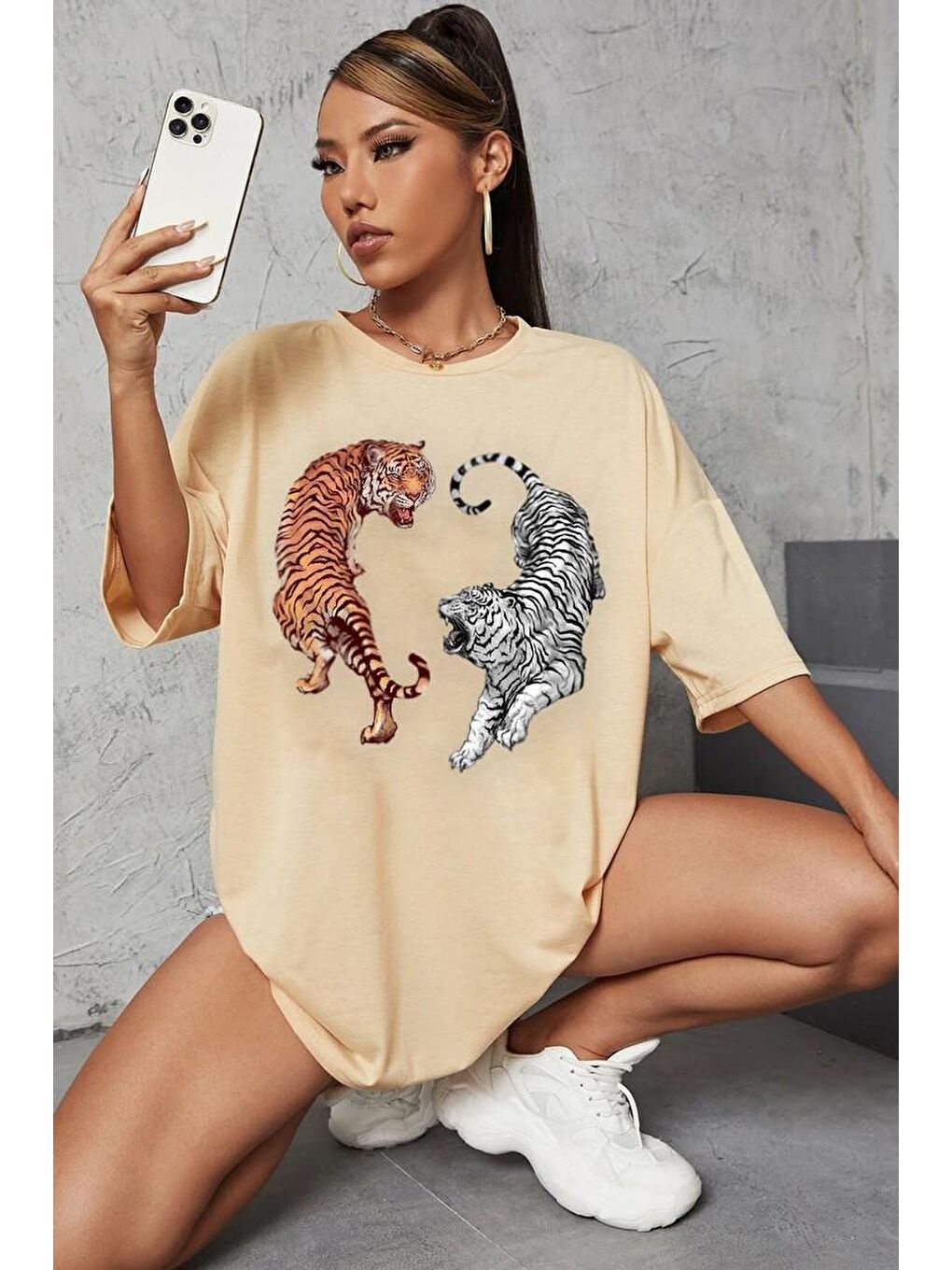 uyguntarz Bej Unisex Tiger Baskılı T-shirt