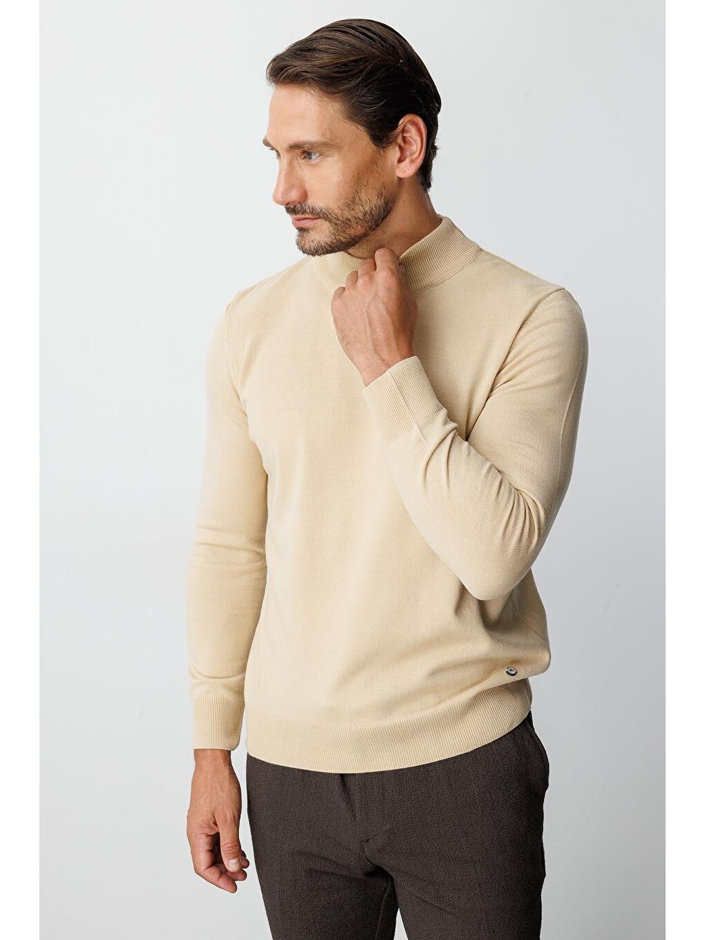 Bej Dar Kalıp Yarım Balıkçı Düz Uzun Kollu Triko-4