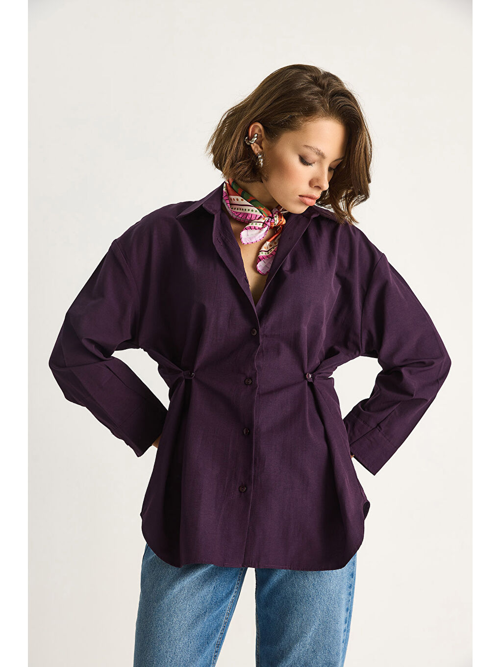 Mürdüm Kadın Belden Düğme Detaylı Regular Gömlek-2