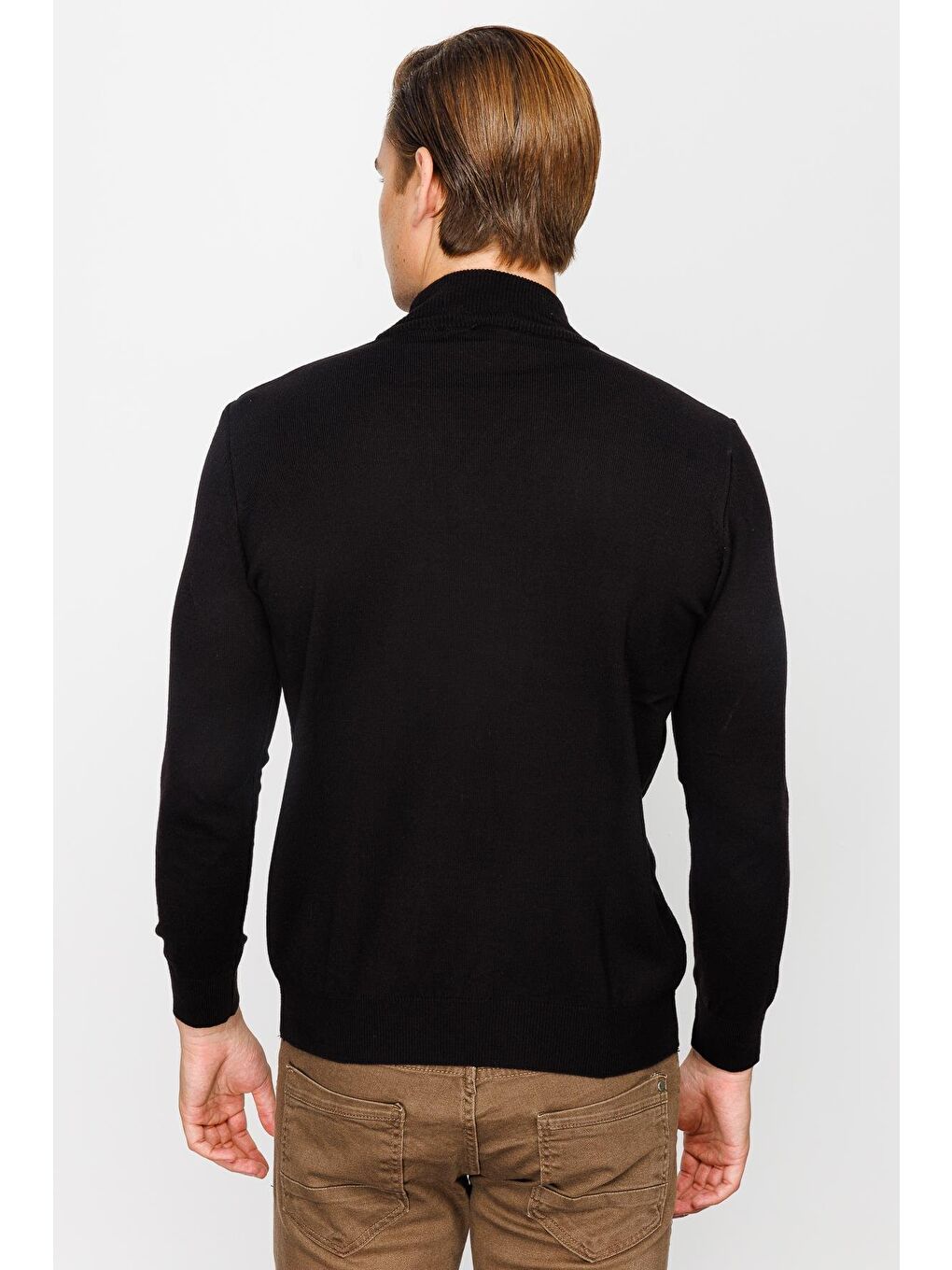 Siyah Dar Kalıp Yarım Balıkçı Düz Uzun Kollu Triko-1