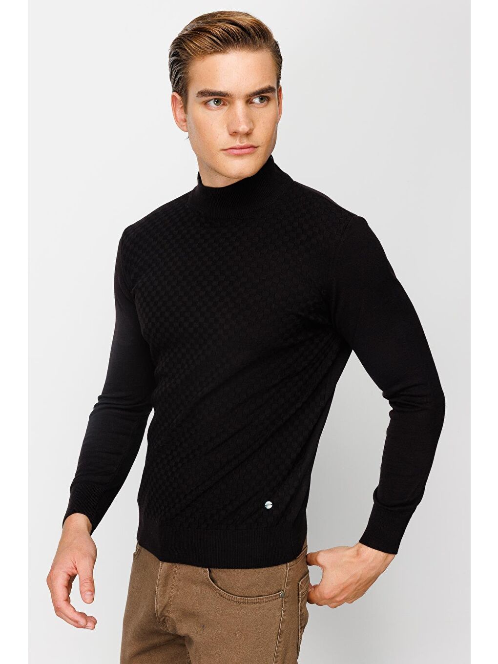 Siyah Dar Kalıp Yarım Balıkçı Düz Uzun Kollu Triko-5