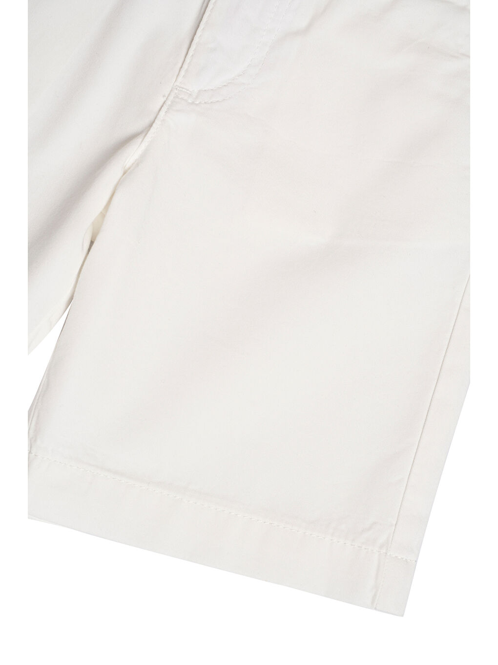 Beyaz Erkek Çocuk Bermuda Şort-4